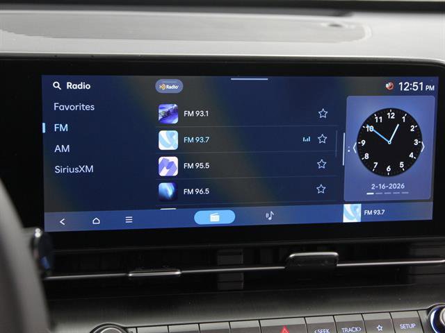 Certified 2025 Hyundai Kona SEL image 11