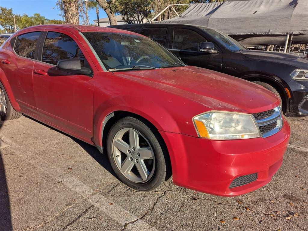 Used 2013 Dodge Avenger SE image 21