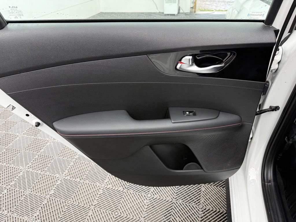 Used 2023 Kia Forte GT FWD image 29