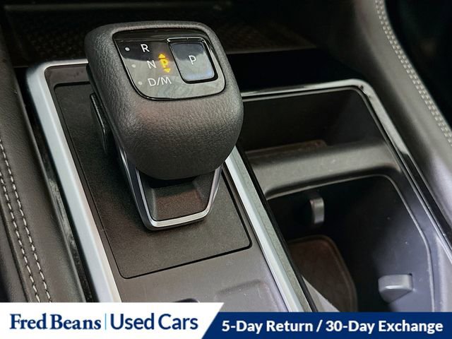 Used 2022 Nissan Pathfinder Platinum w/ Cargo Package image 19