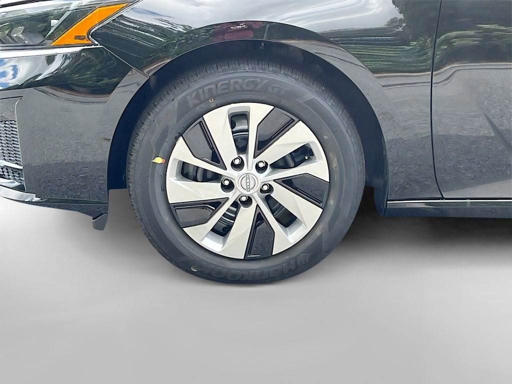 Used 2025 Nissan Altima 2.5 S image 32