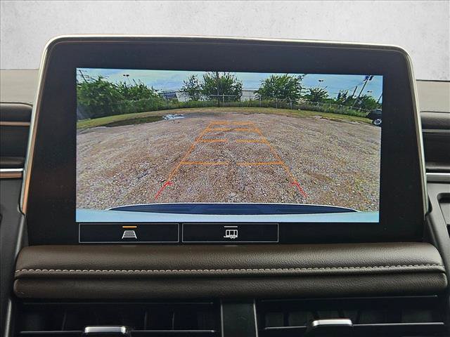 Used 2021 Chevrolet Suburban Z71 AWD/4WD image 13