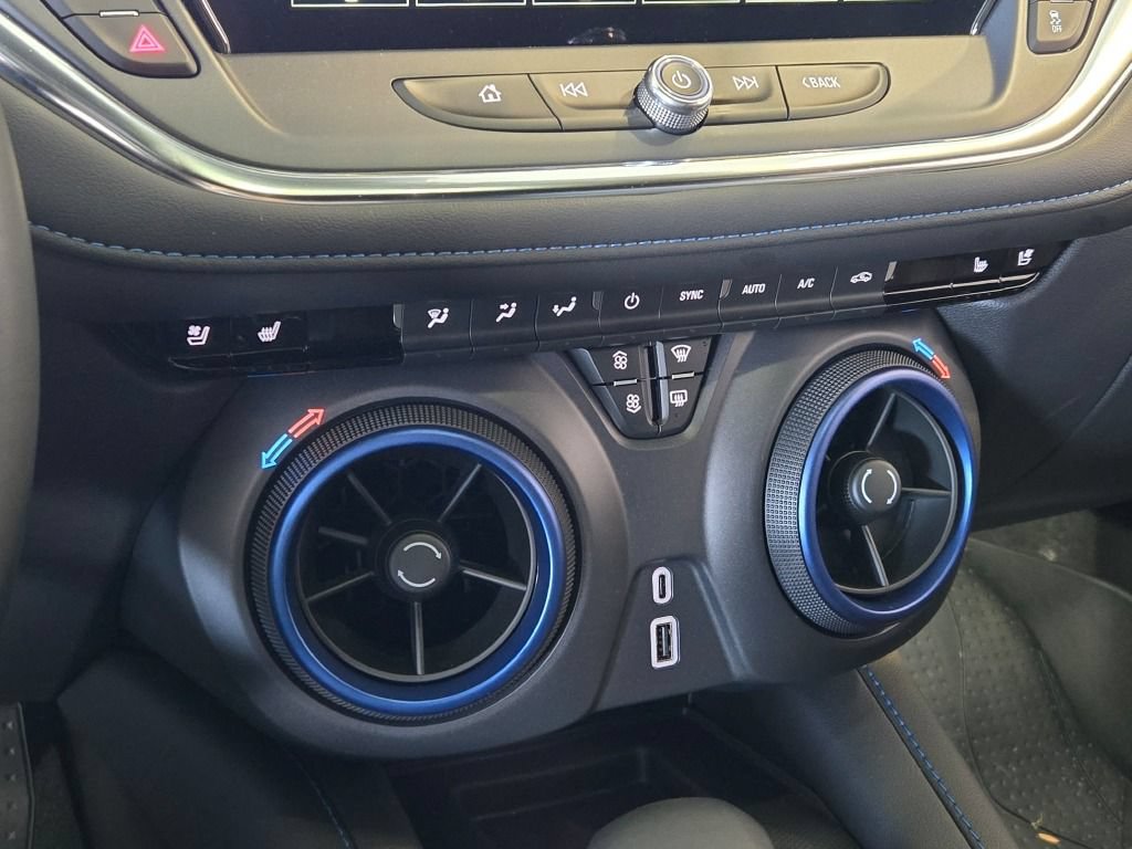 Certified 2024 Chevrolet Blazer RS w/ Driver Confidence II Package AWD/4WD image 26