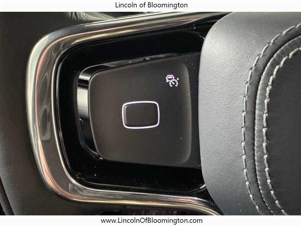 New 2025 Lincoln Navigator L Reserve w/ Jet Appearance Package image 44