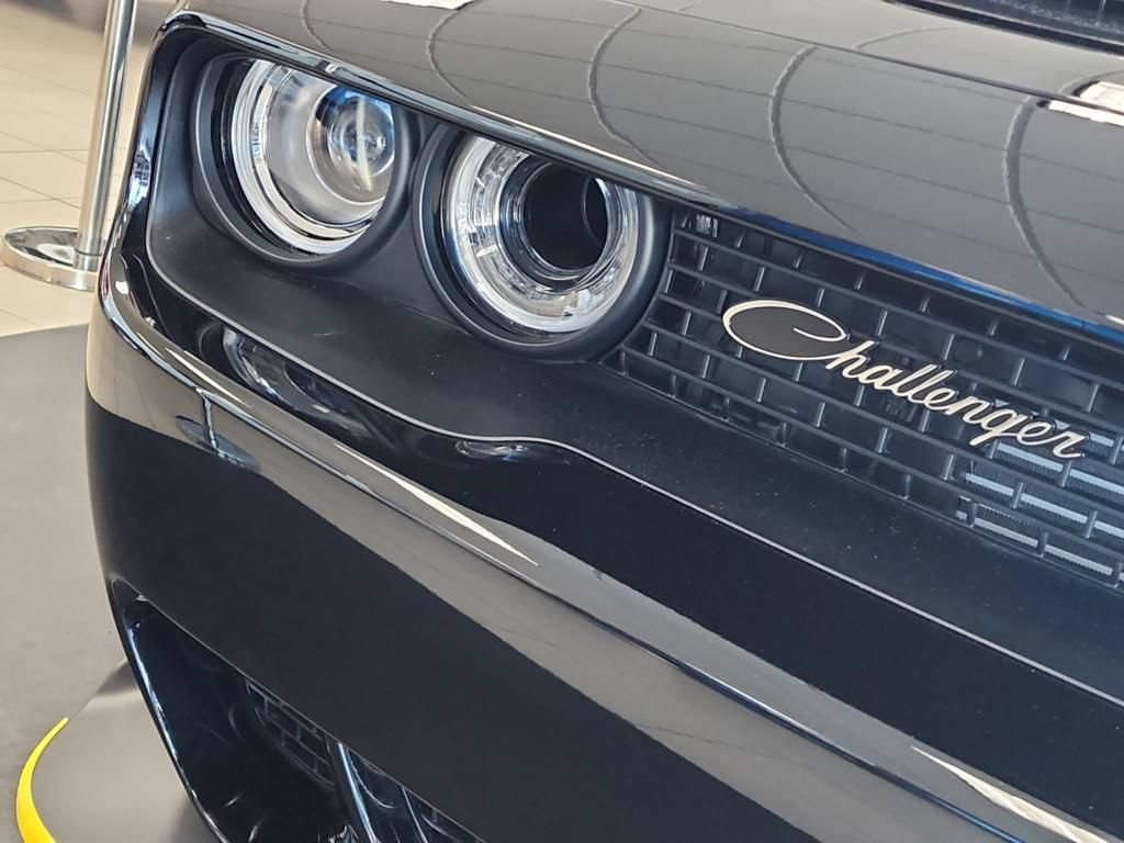Used 2023 Dodge Challenger SRT Hellcat Redeye RWD image 4