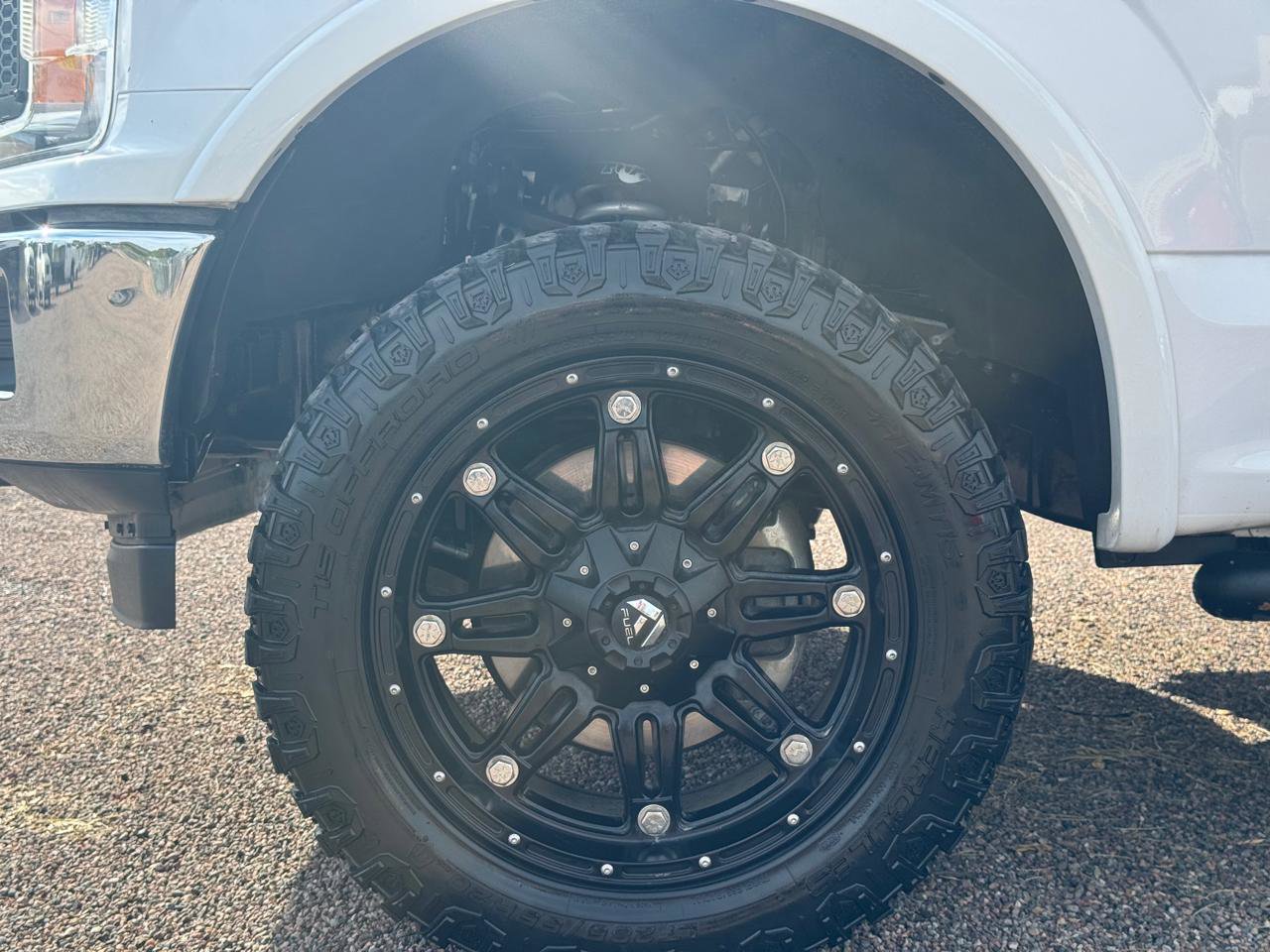 Used 2019 Ford F150 Lariat image 41