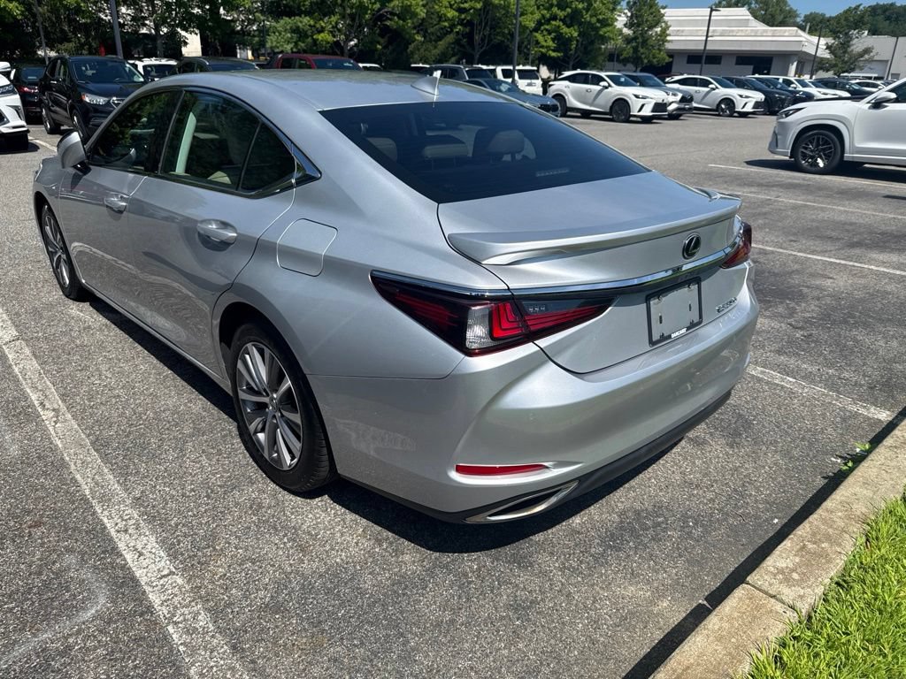 Used 2021 Lexus ES 350 w/ Premium Package FWD image 4