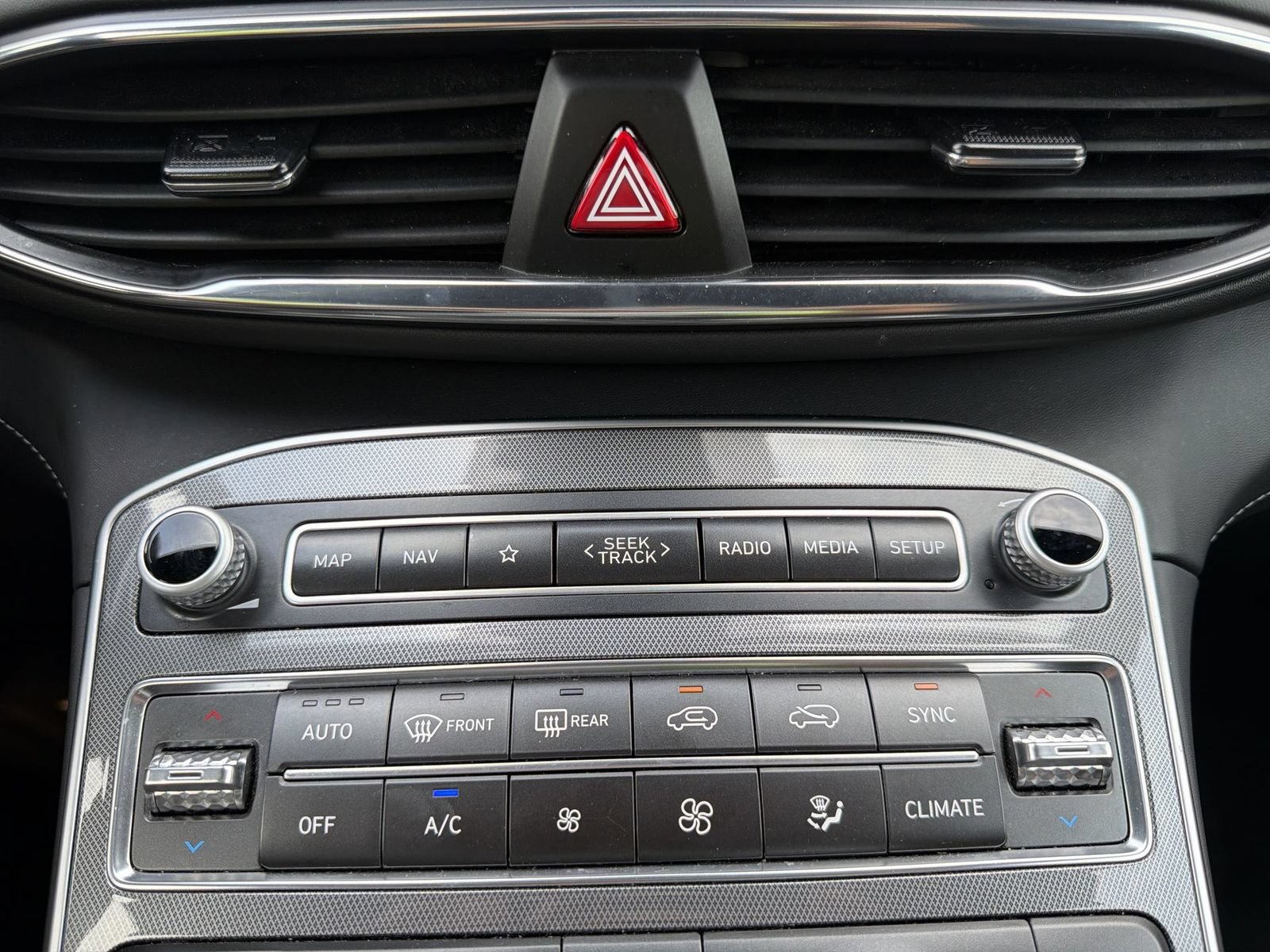 Certified 2023 Hyundai Santa Fe Calligraphy AWD/4WD image 22