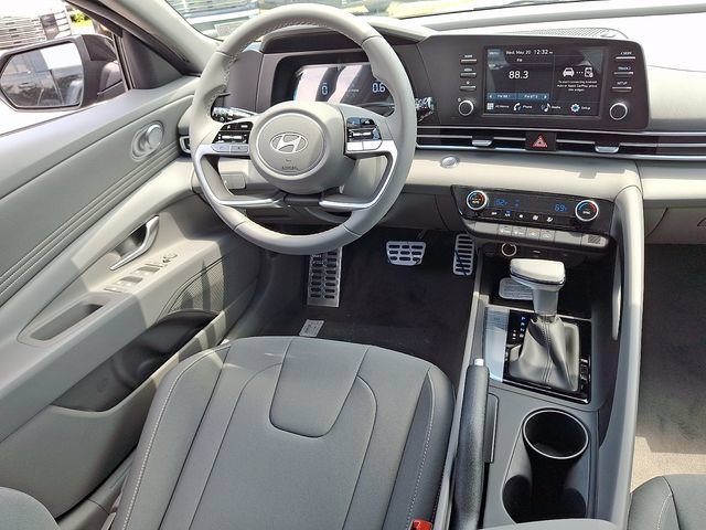 New 2026 Hyundai Elantra Sport FWD image 9
