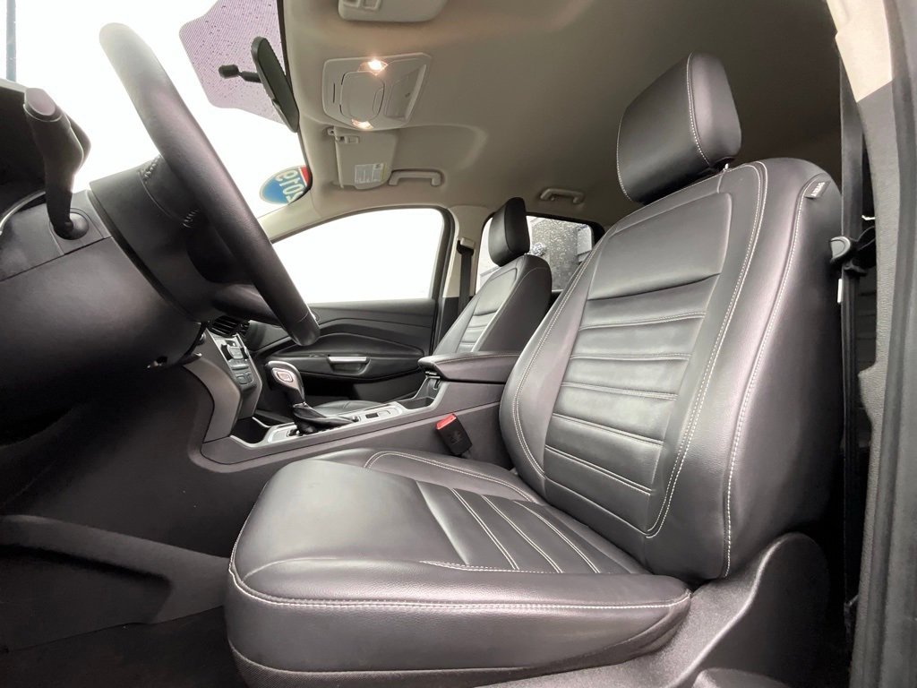 Used 2019 Ford Escape SEL image 12