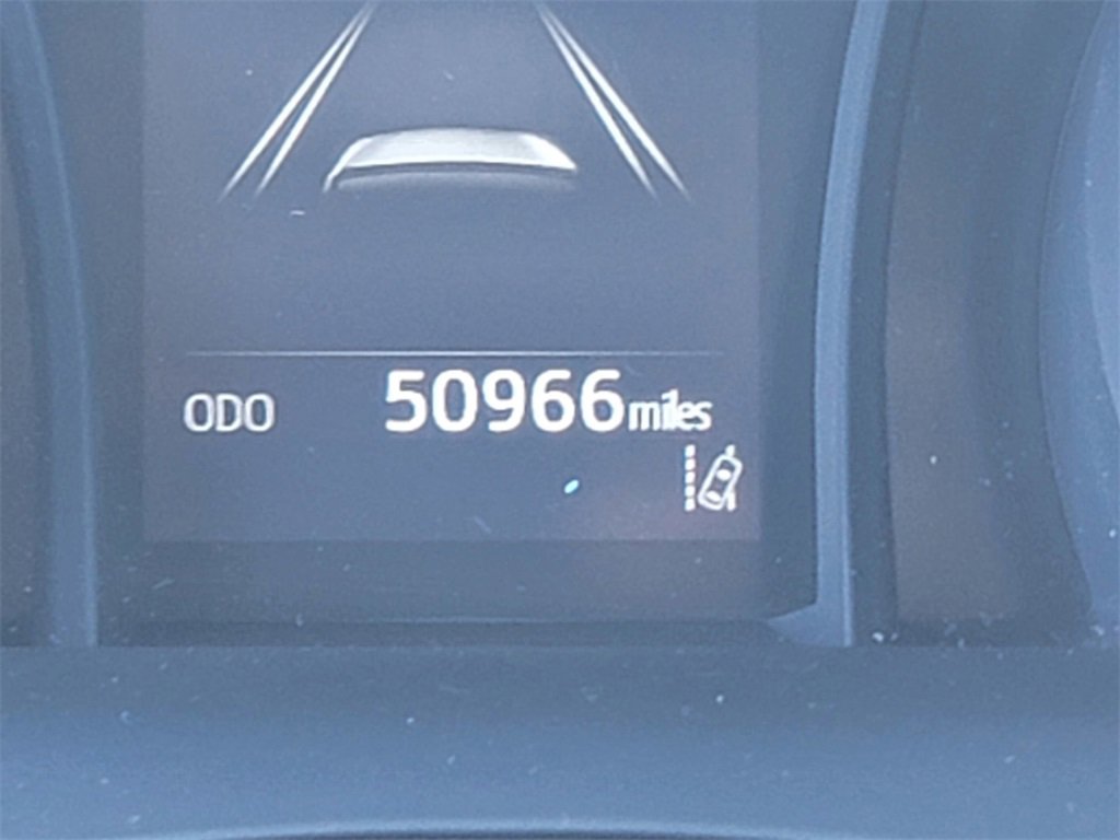 Used 2023 Toyota Camry SE image 37