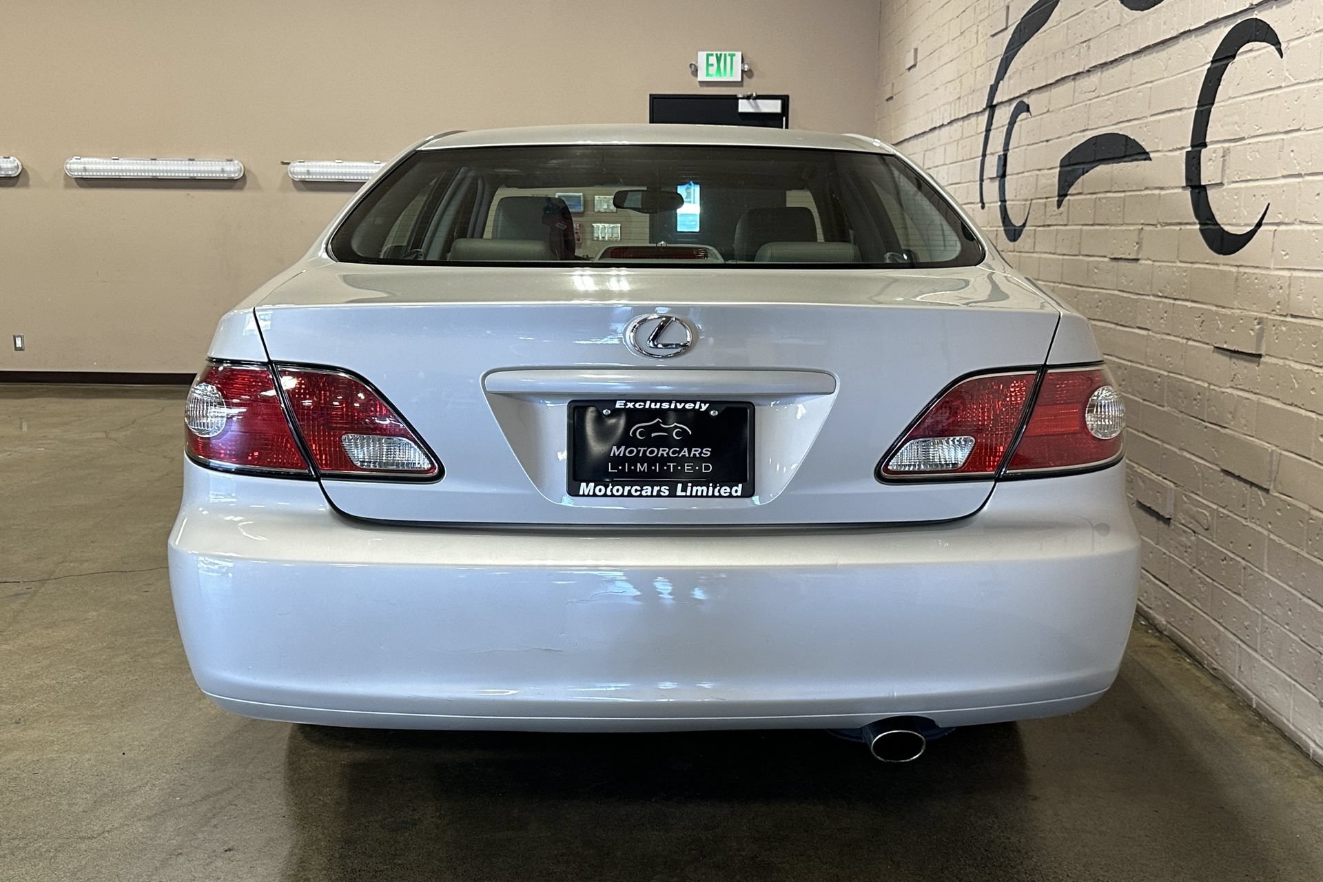 Used 2002 Lexus ES 330 FWD image 5