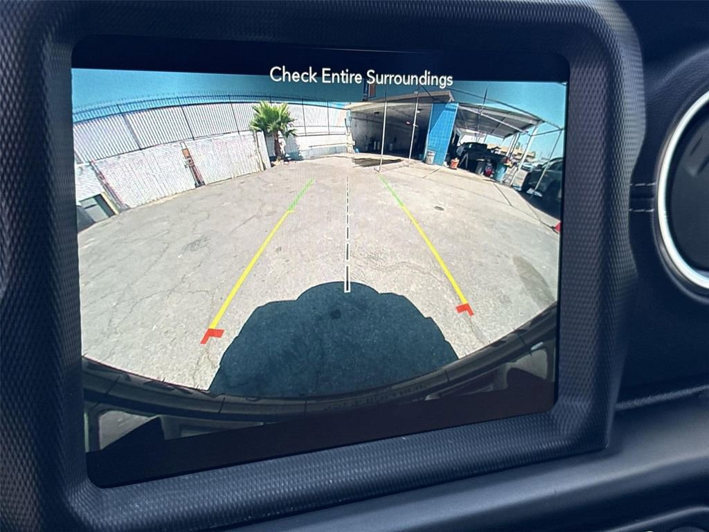 Used 2021 Jeep Wrangler Unlimited Sahara w/ Cold Weather Group image 14