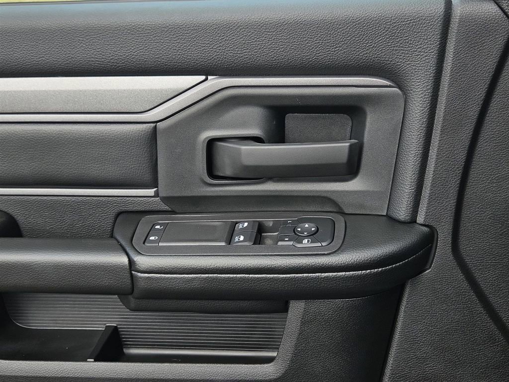 New 2026 RAM 3500 Tradesman image 27
