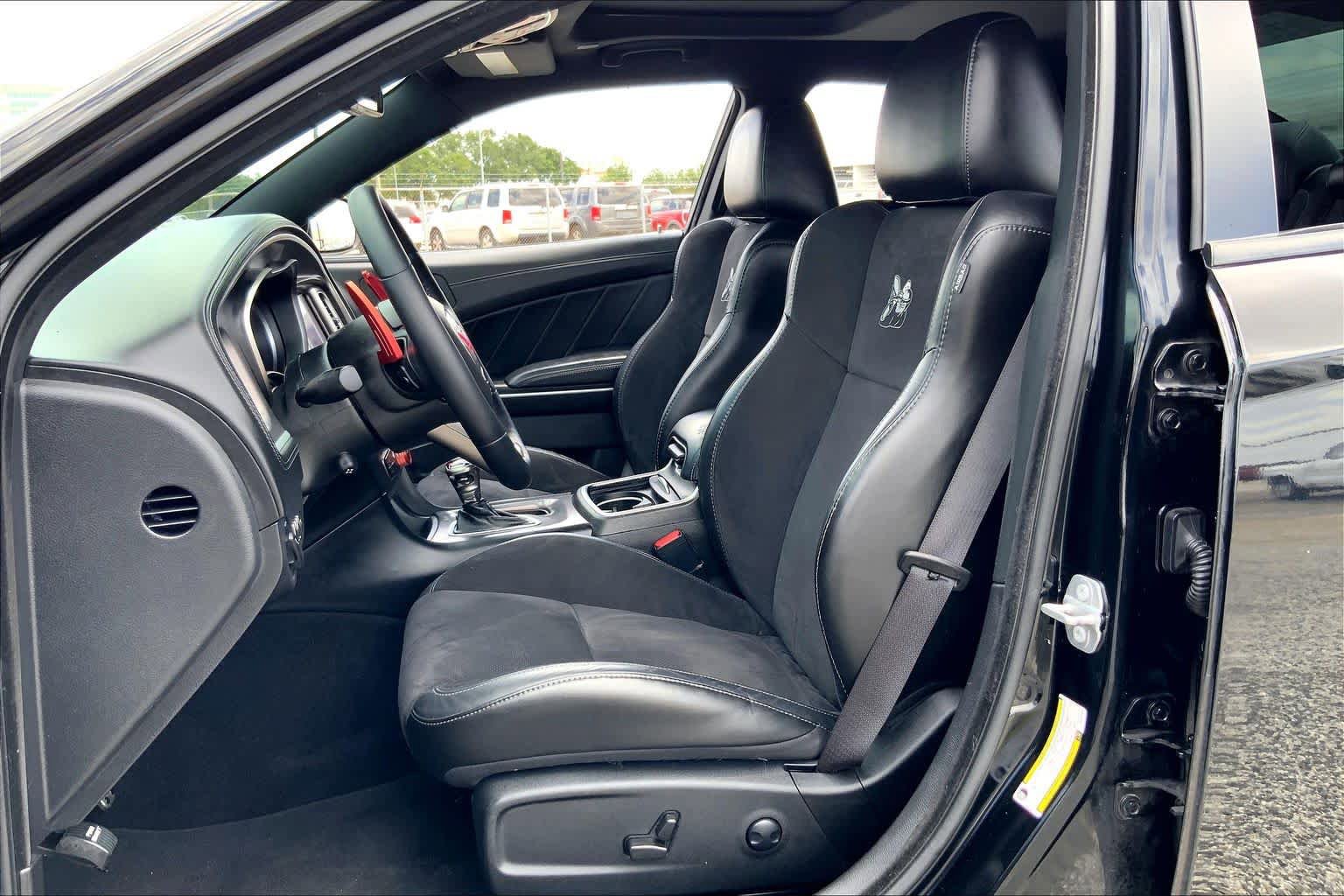 Used 2022 Dodge Charger Scat Pack RWD image 8