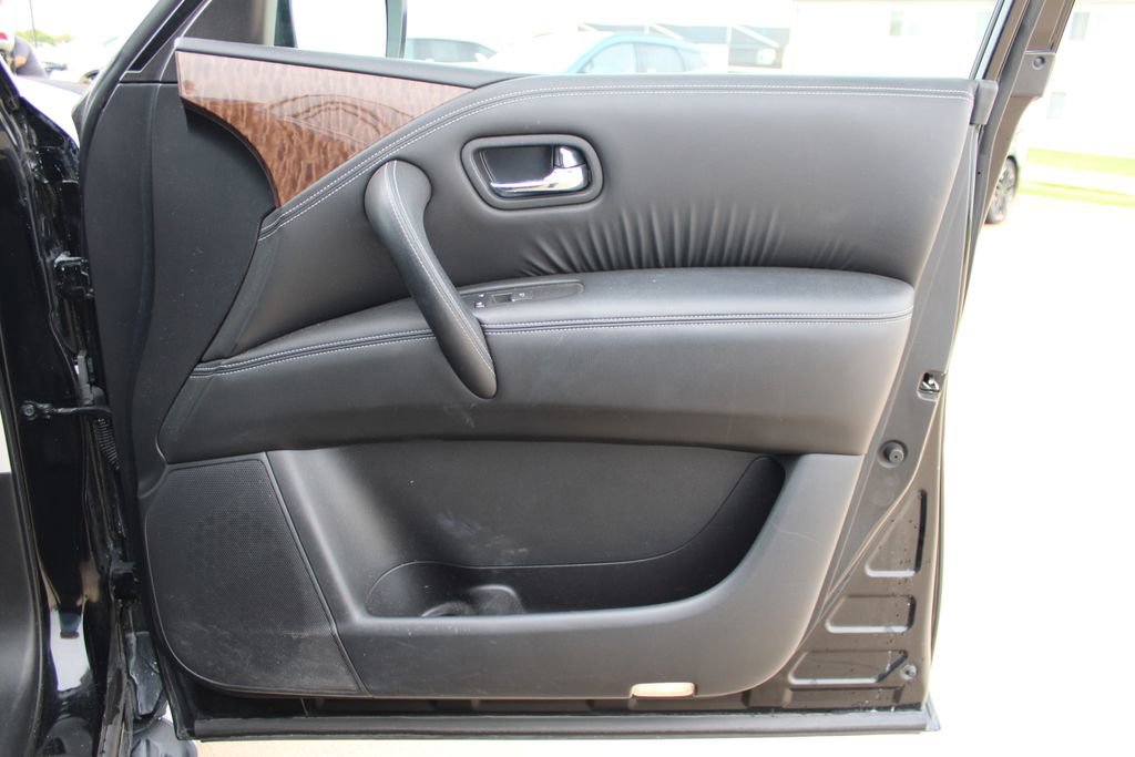 Used 2017 Nissan Armada Platinum w/ Captain Seat Package AWD/4WD image 44
