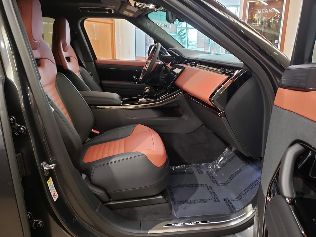 New 2026 Land Rover Range Rover Sport SV image 20