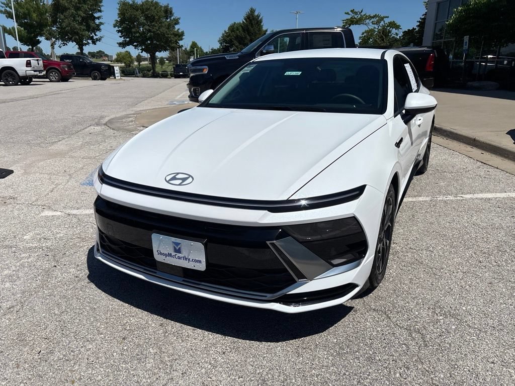 Used 2024 Hyundai Sonata SEL FWD image 11