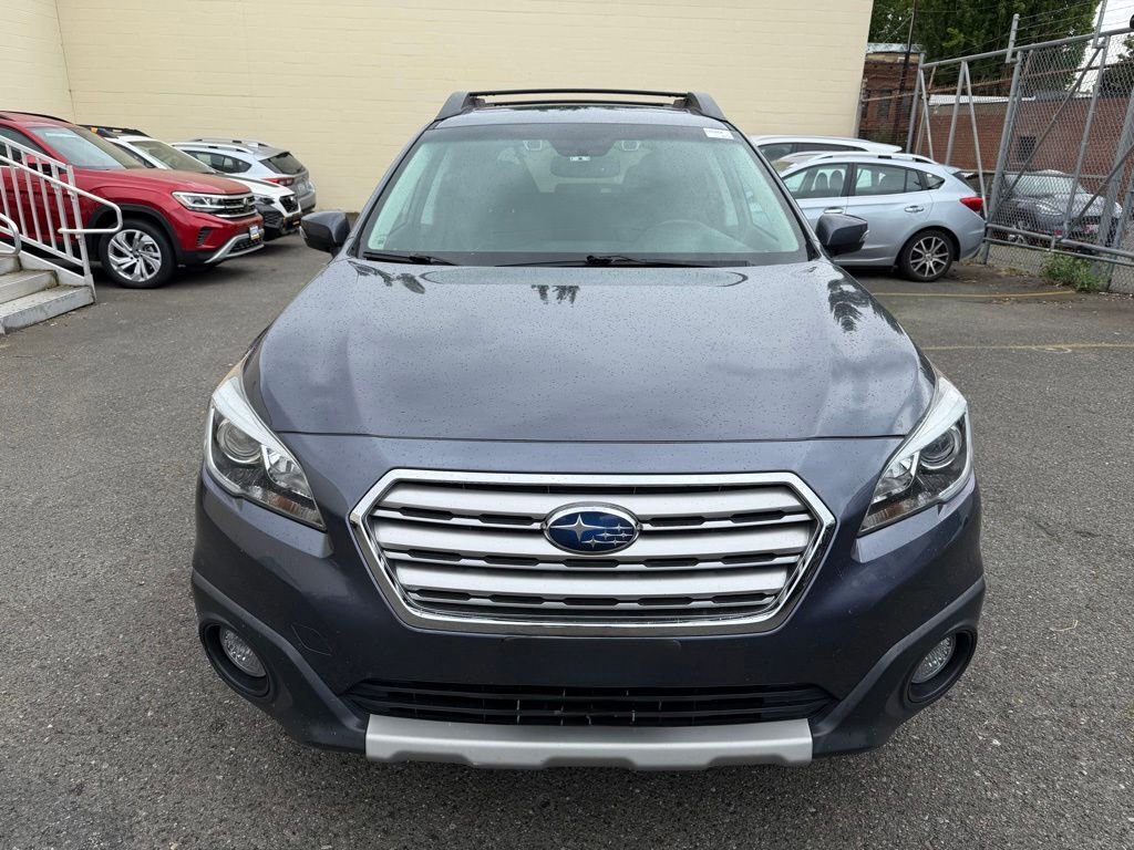 Used 2016 Subaru Outback 2.5i Limited AWD/4WD image 2