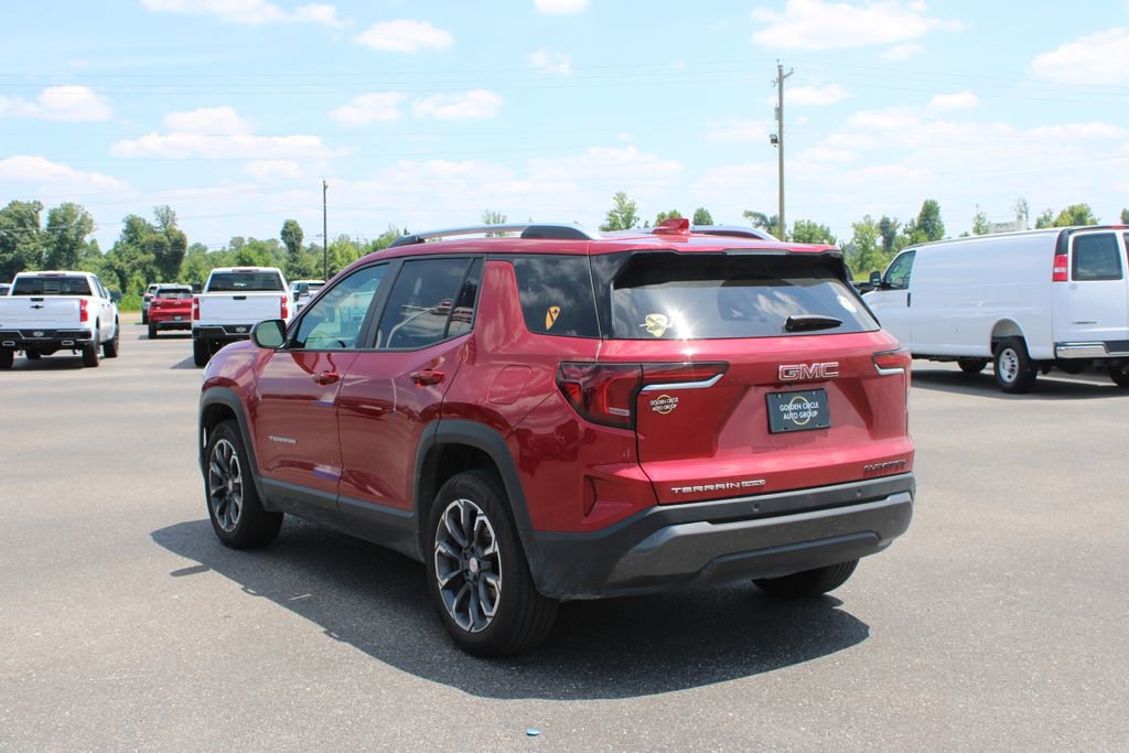 Used 2025 GMC Terrain Elevation w/ Elevation Premium Package AWD/4WD image 7