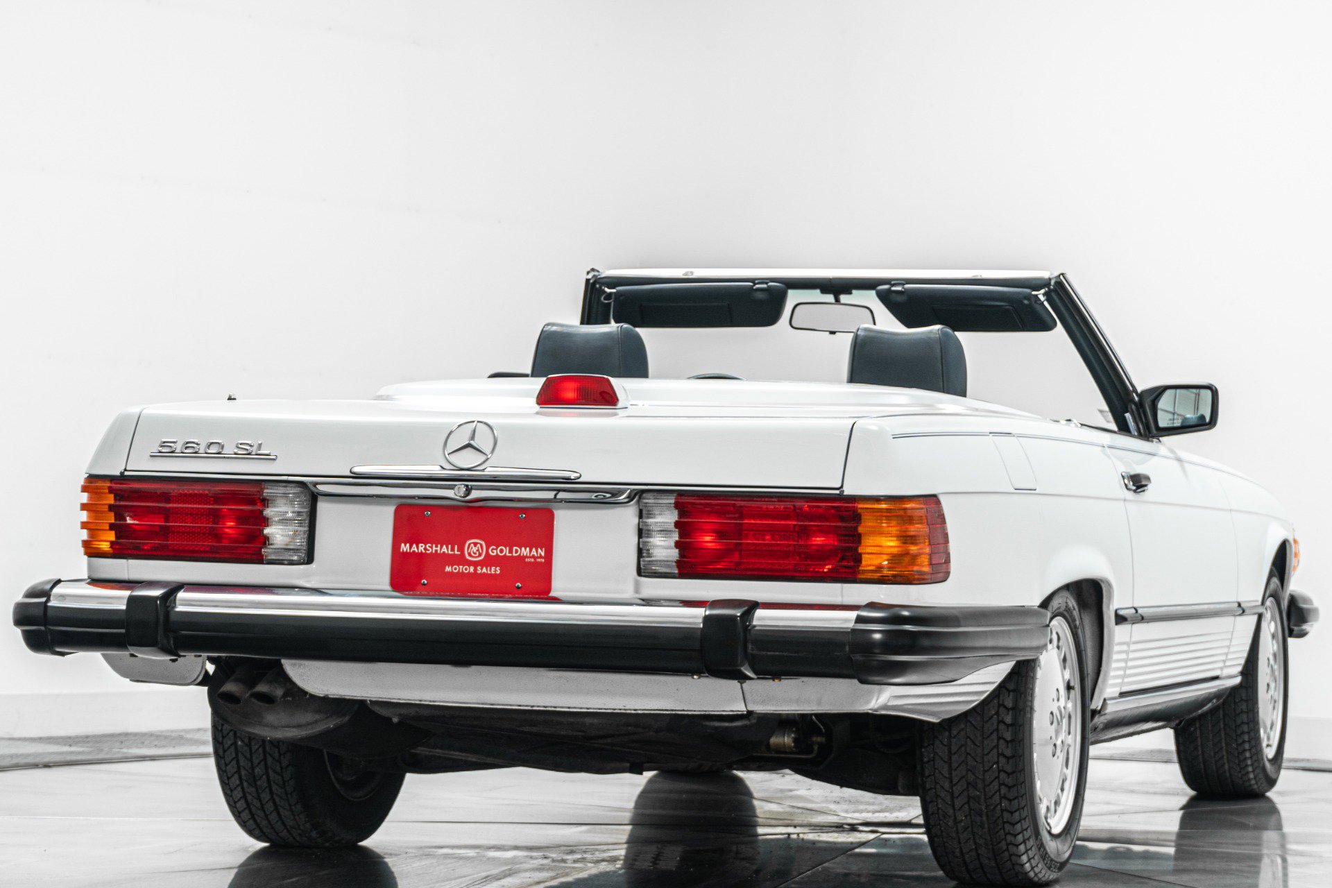 Used 1987 Mercedes-Benz 560 SL image 9