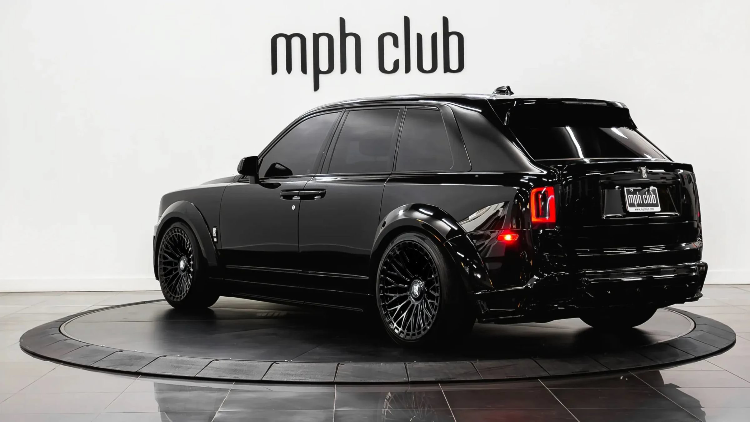 Used 2021 Rolls-Royce Cullinan AWD/4WD image 8