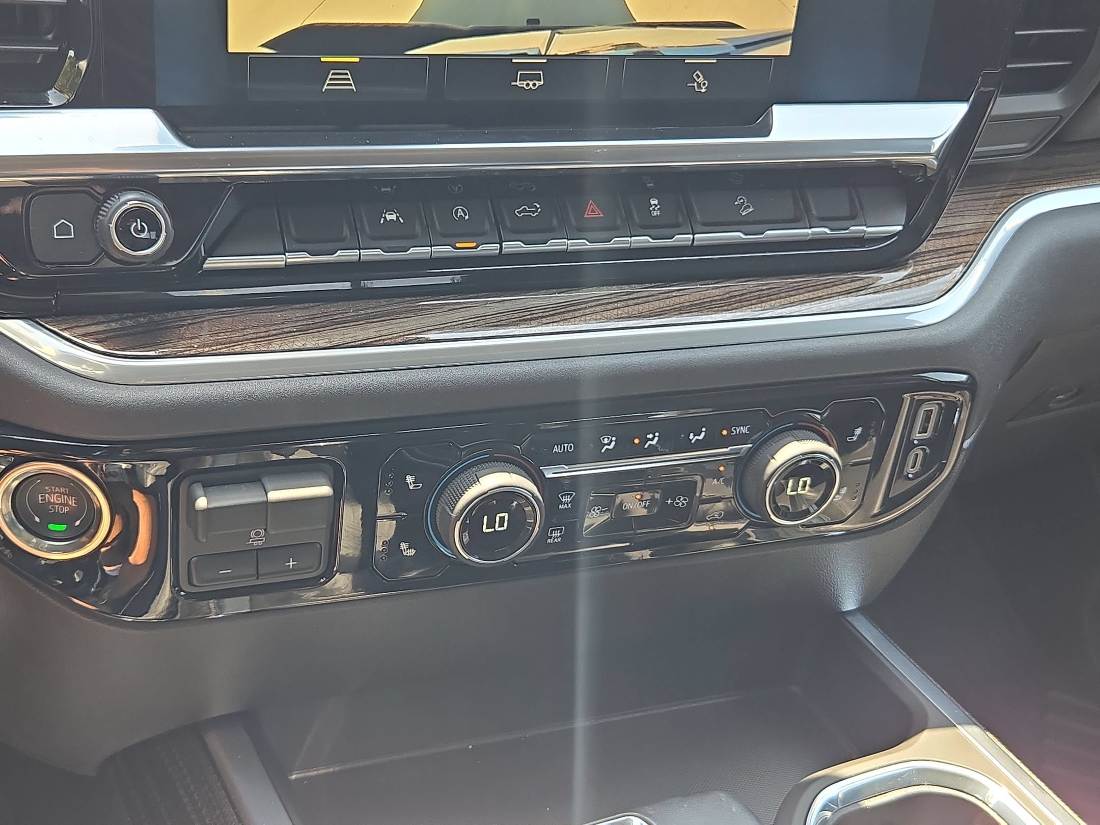 Certified 2026 Chevrolet Silverado 1500 LT Trail Boss w/ Convenience Package II AWD/4WD image 21