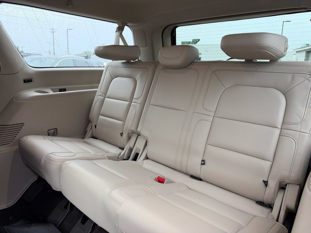 Used 2021 Lincoln Navigator L Reserve w/ Luxury Package AWD/4WD image 18