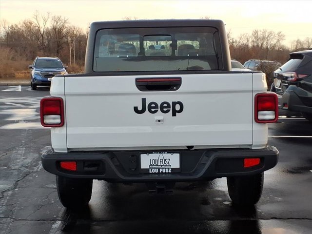 New 2026 Jeep Gladiator Sport image 19