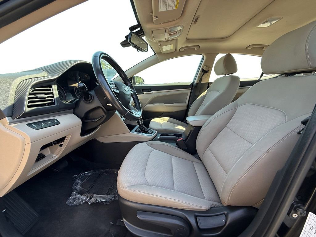 Used 2019 Hyundai Elantra Value Edition FWD image 9