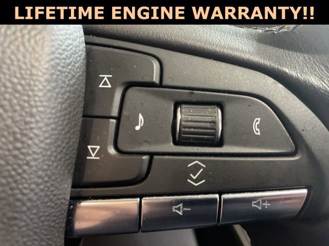 Used 2024 Cadillac XT4 Premium Luxury image 16