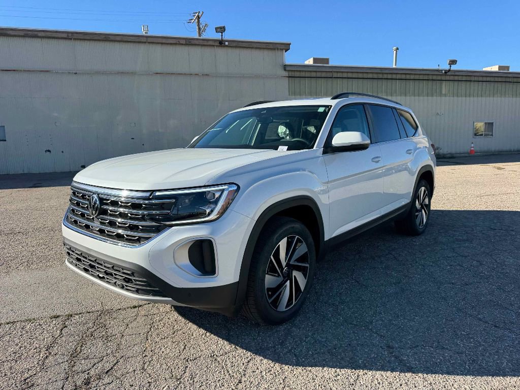 New 2026 Volkswagen Atlas SE image 3