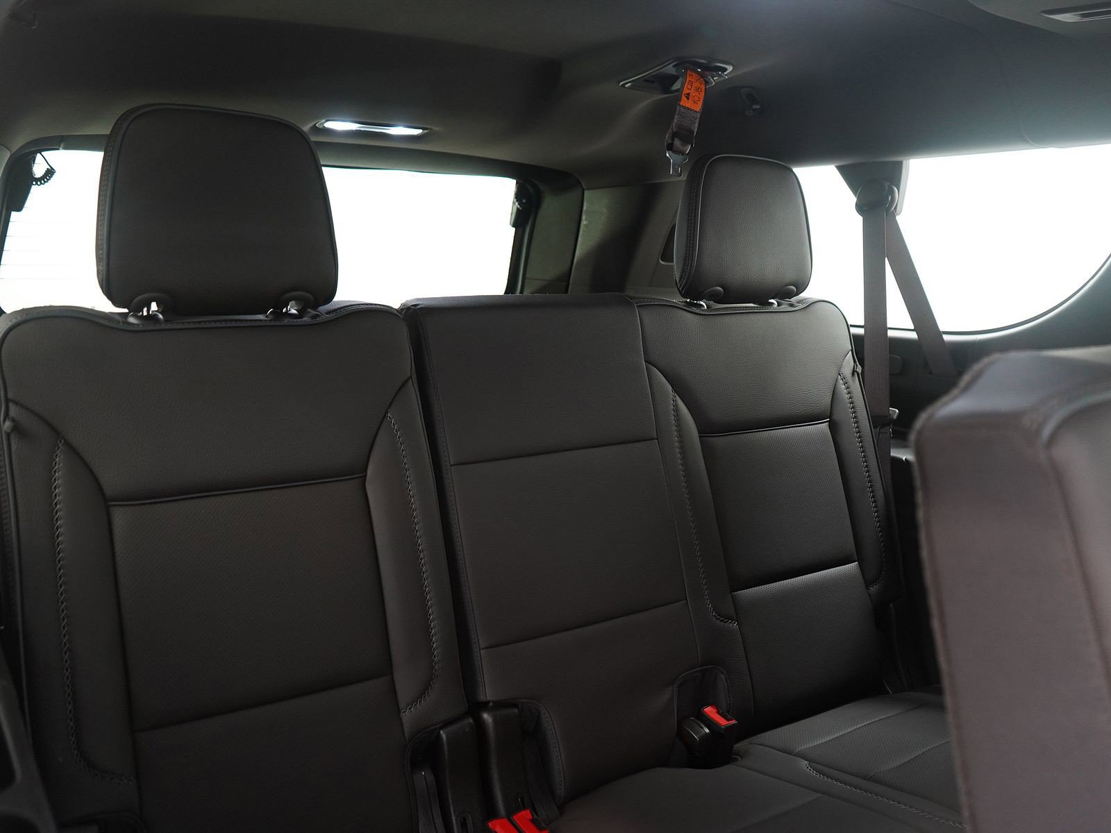 Used 2021 GMC Yukon XL Denali w/ Denali Ultimate Package image 12