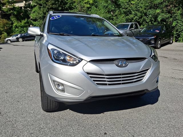 Used 2015 Hyundai Tucson SE AWD/4WD video 3