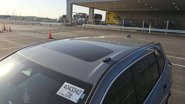 Used 2025 Honda CR-V EX-L image 24