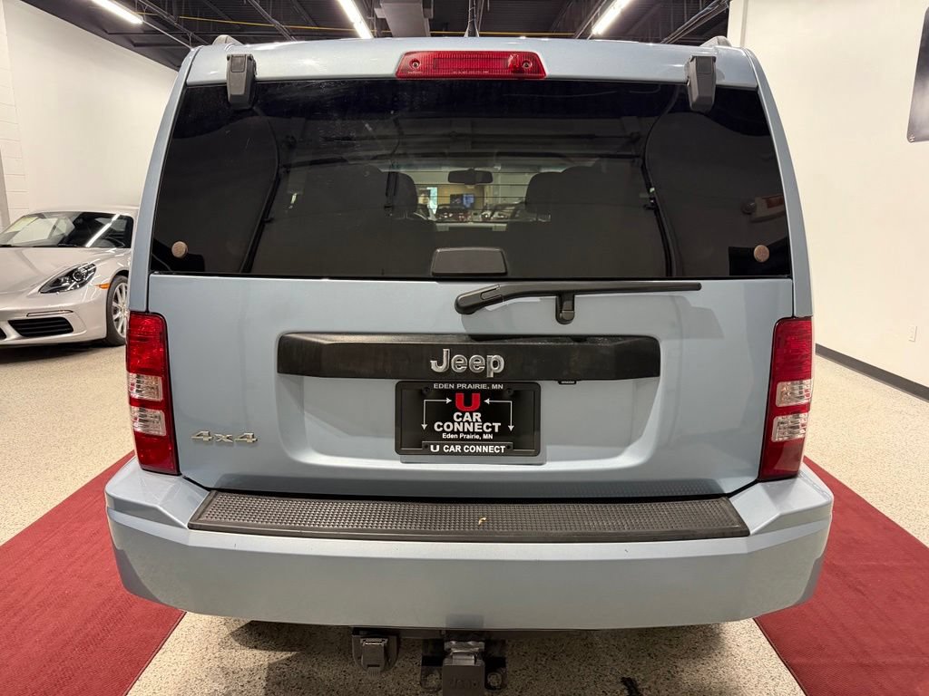Used 2012 Jeep Liberty Arctic AWD/4WD image 11
