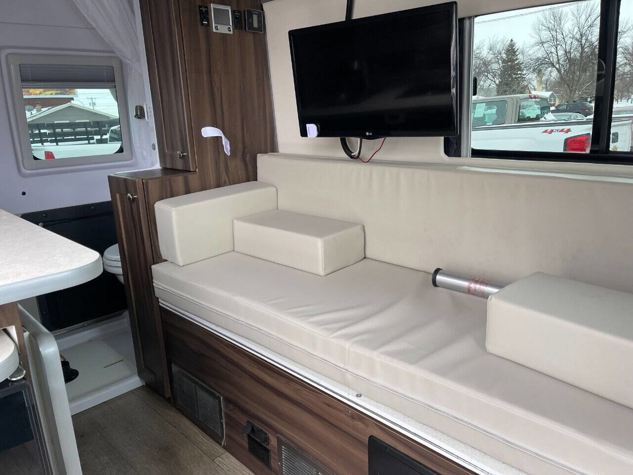 Used 2018 RAM ProMaster 1500 w/ Premium Appearance Group image 18