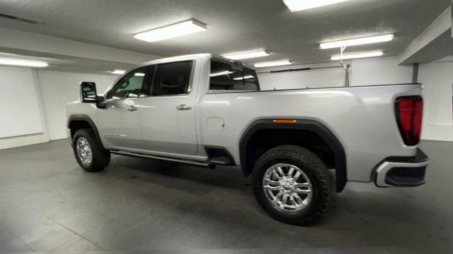 Used 2023 GMC Sierra 2500 Denali w/ Denali Ultimate Package image 6