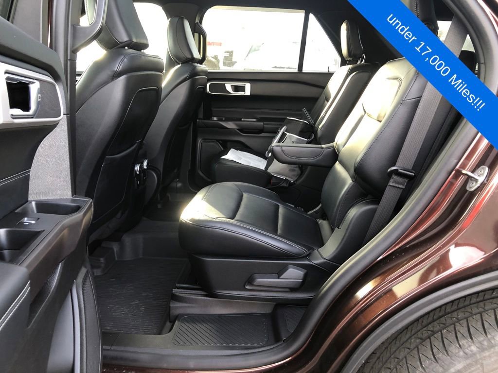 Used 2020 Ford Explorer XLT w/ Equipment Group 202A image 27