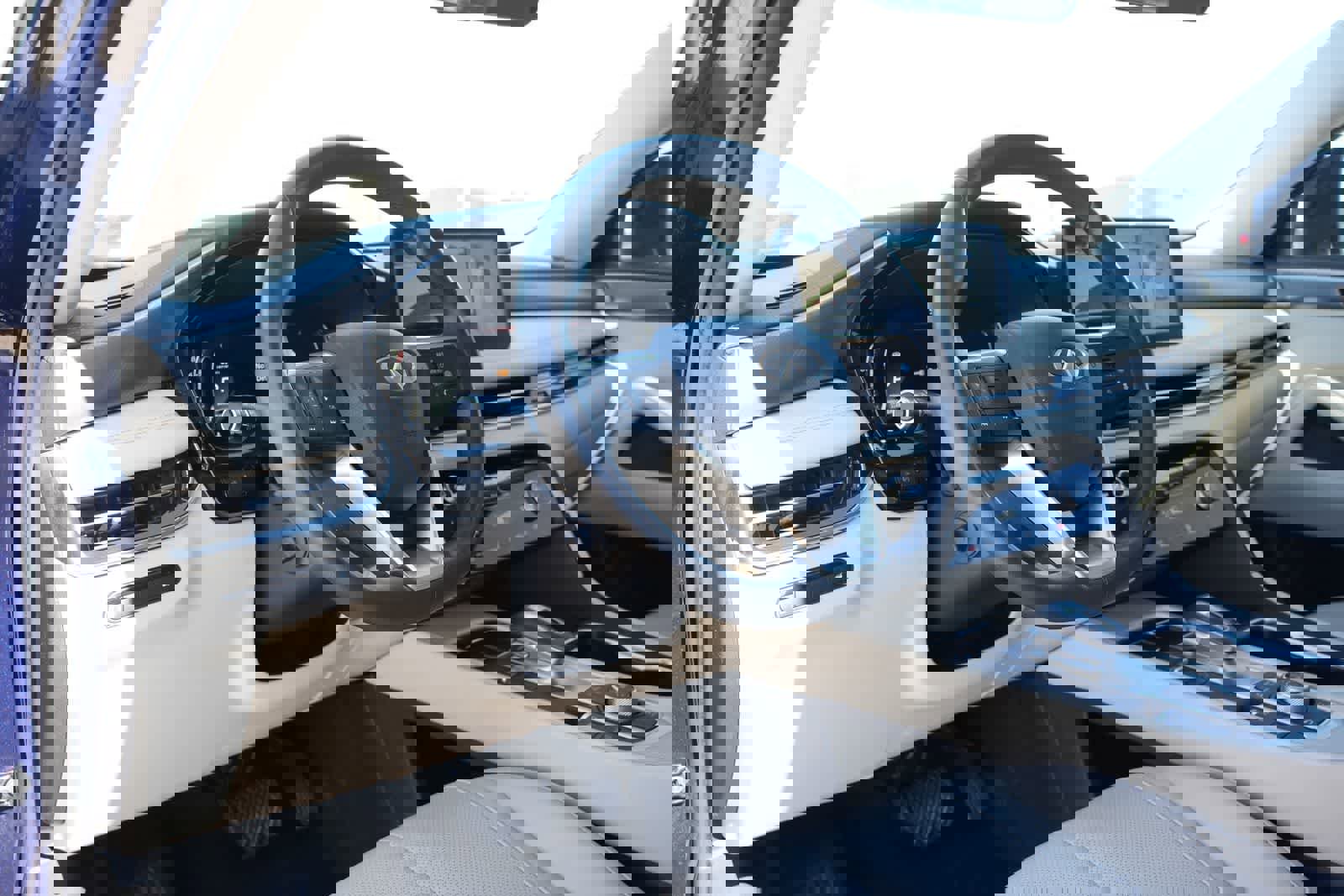 Certified 2023 INFINITI QX60 Luxe w/ Cargo Package image 16