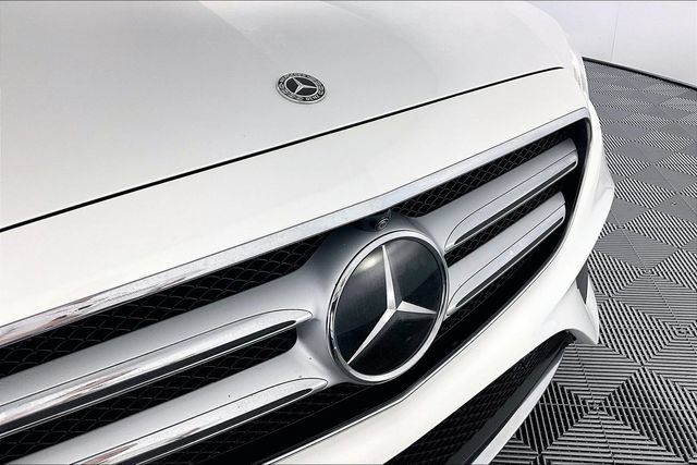 Used 2018 Mercedes-Benz E 300 w/ Premium 3 Package image 31