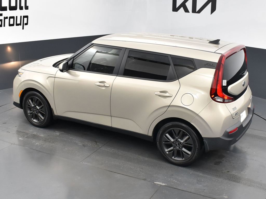 Used 2020 Kia Soul EX image 19