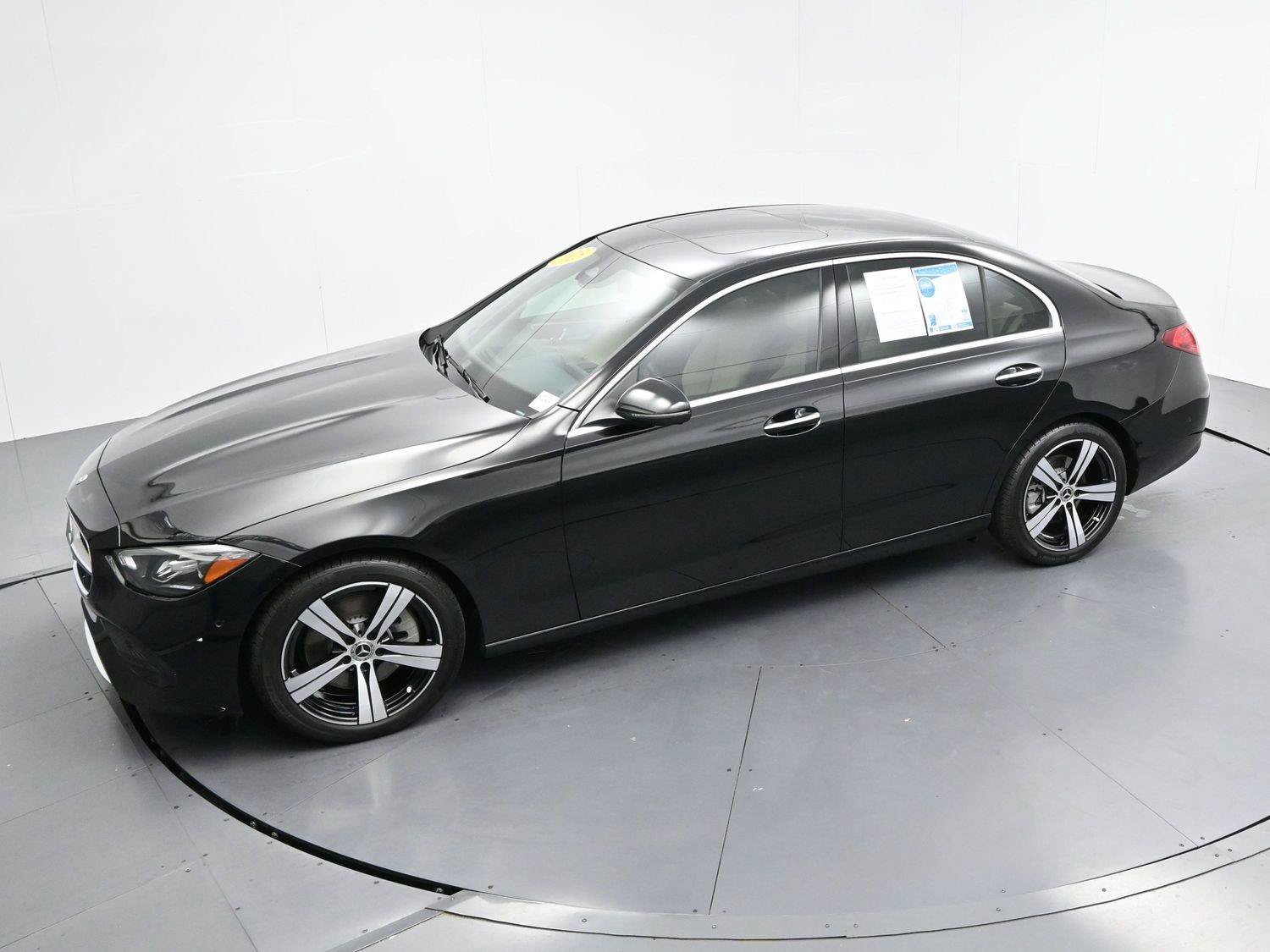 Used 2025 Mercedes-Benz C 300 4MATIC Sedan image 37