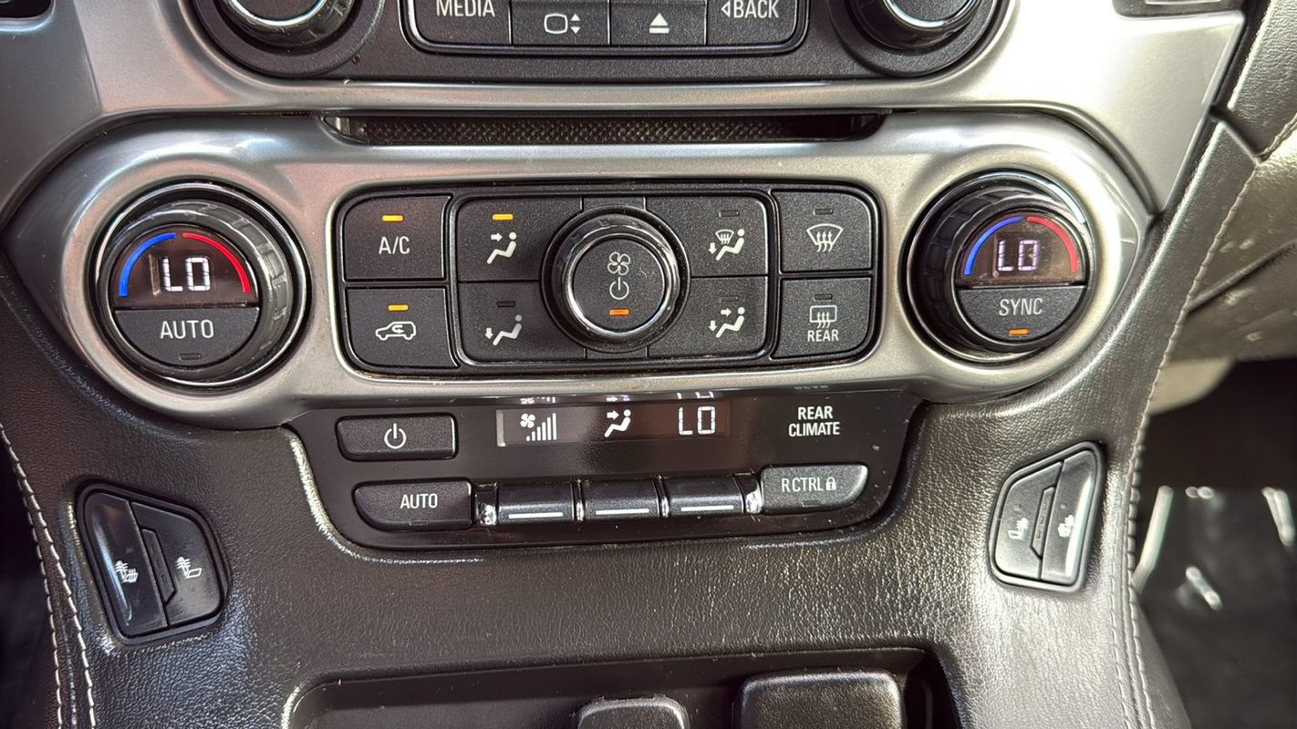 Used 2018 Chevrolet Tahoe LT AWD/4WD image 28