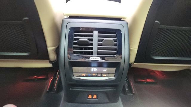 Used 2025 BMW X4 xDrive30i image 38