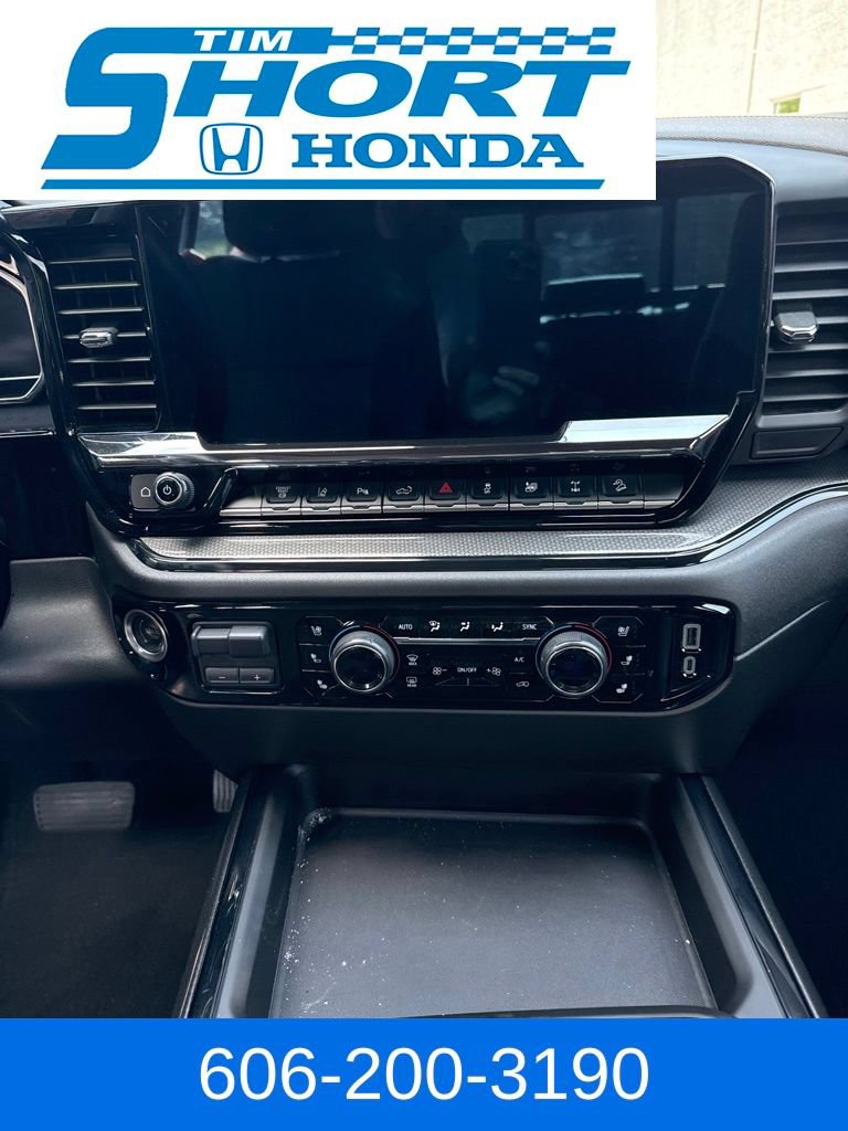 Used 2024 Chevrolet Silverado 2500 ZR2 AWD/4WD image 12