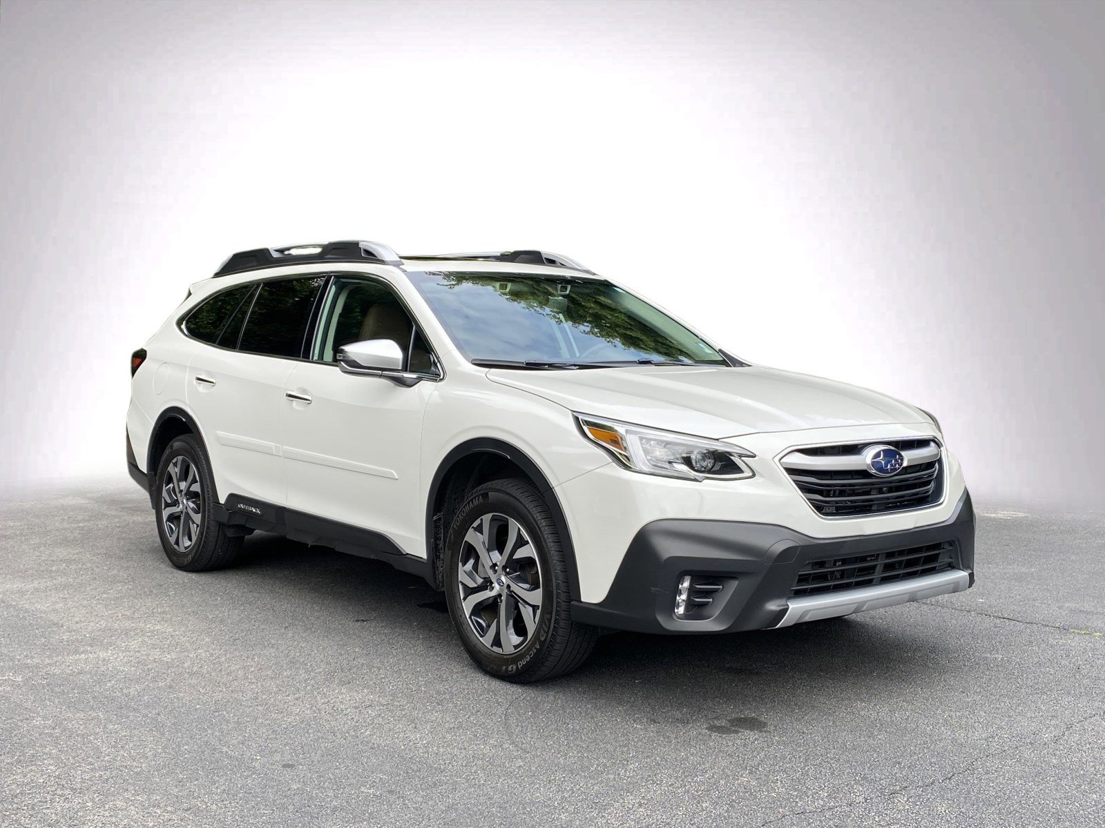 Used 2021 Subaru Outback Touring XT AWD/4WD image 2