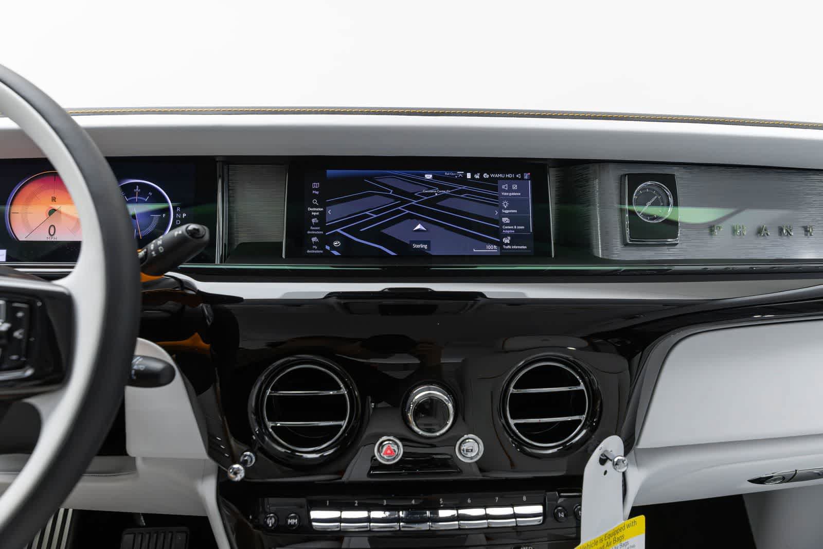 New 2027 Rolls-Royce Phantom Sedan RWD image 21