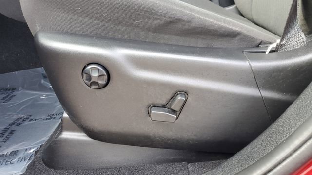 Certified 2021 Jeep Grand Cherokee Laredo image 24