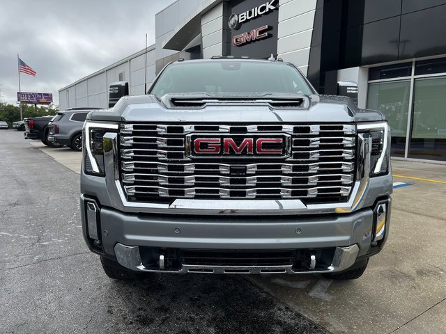 New 2026 GMC Sierra 3500 Denali w/ Denali Reserve Package image 2